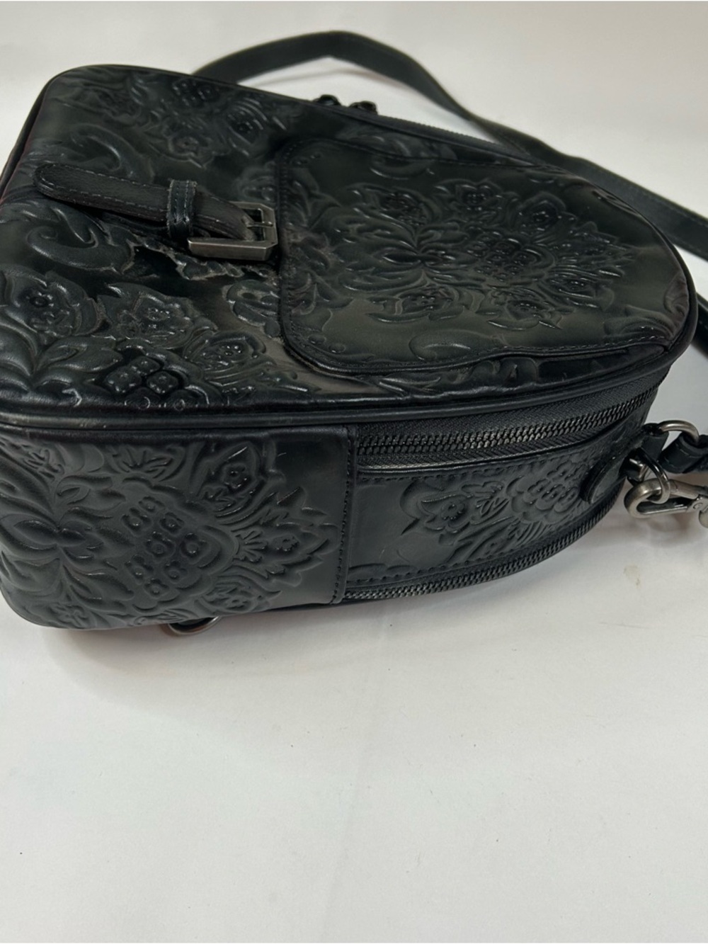 Vintage Feigitor Women’s Crossbody Backpack Purse Black Floral Embossed #1031 - Picture 14 of 15